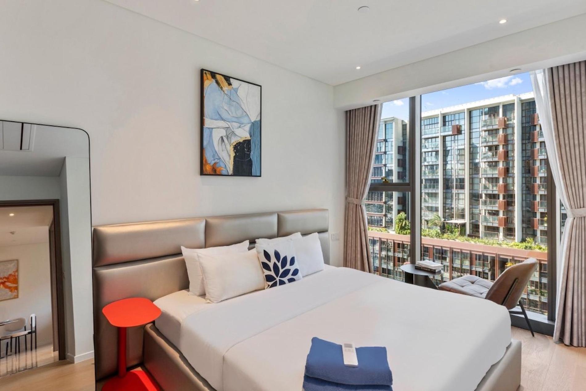 Zo Apartment Opera, Crest, Galleria -Central Saigon -Free Pool-Gym-Sauna Room-Yoga Room 호치민 외부 사진