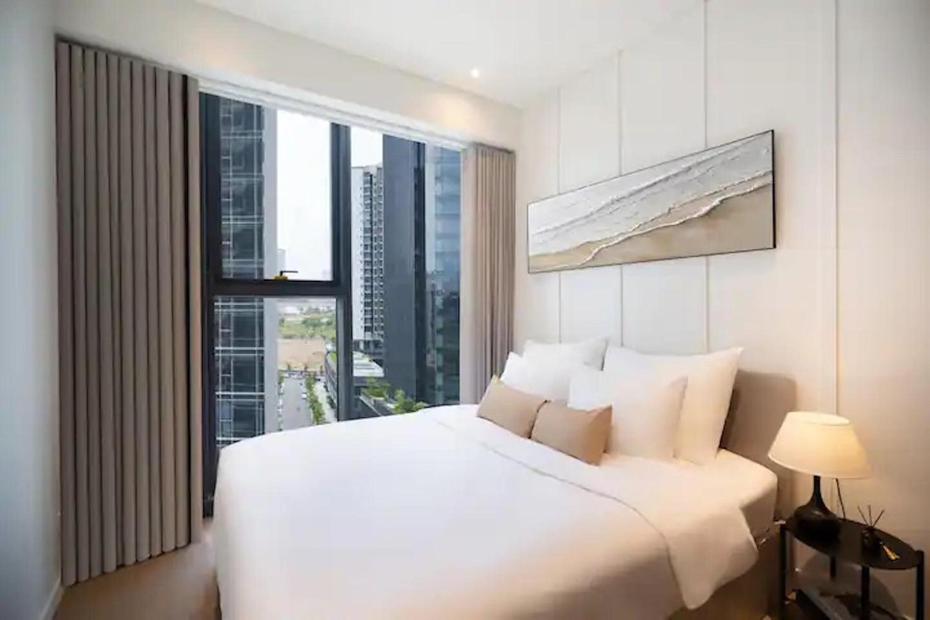 Zo Apartment Opera, Crest, Galleria -Central Saigon -Free Pool-Gym-Sauna Room-Yoga Room 호치민 외부 사진