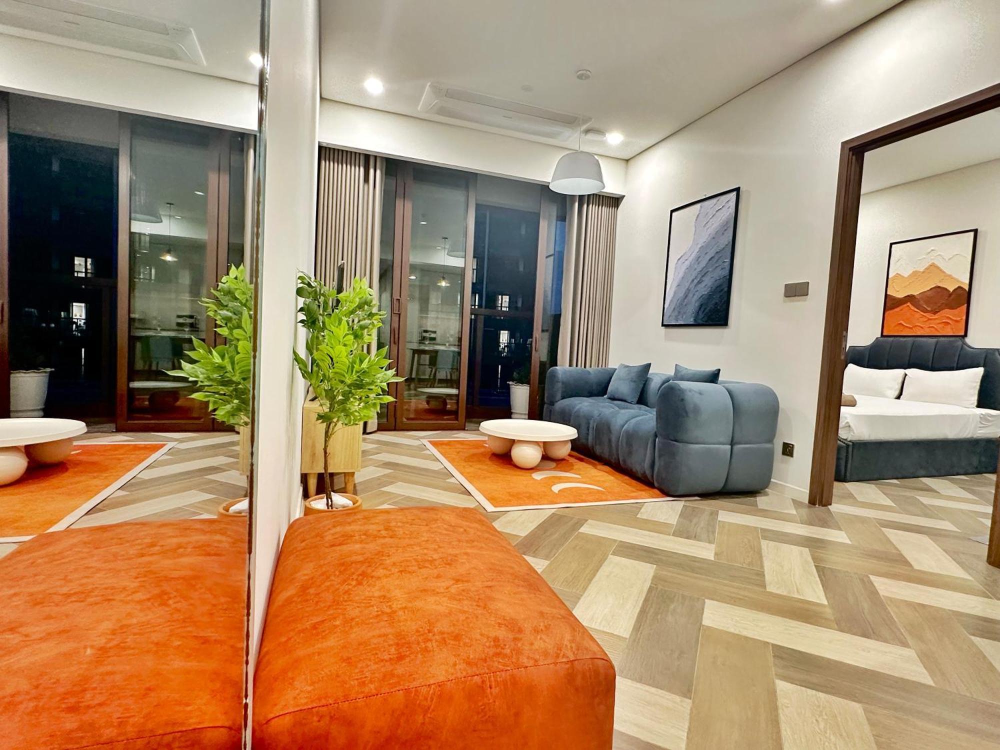 Zo Apartment Opera, Crest, Galleria -Central Saigon -Free Pool-Gym-Sauna Room-Yoga Room 호치민 외부 사진